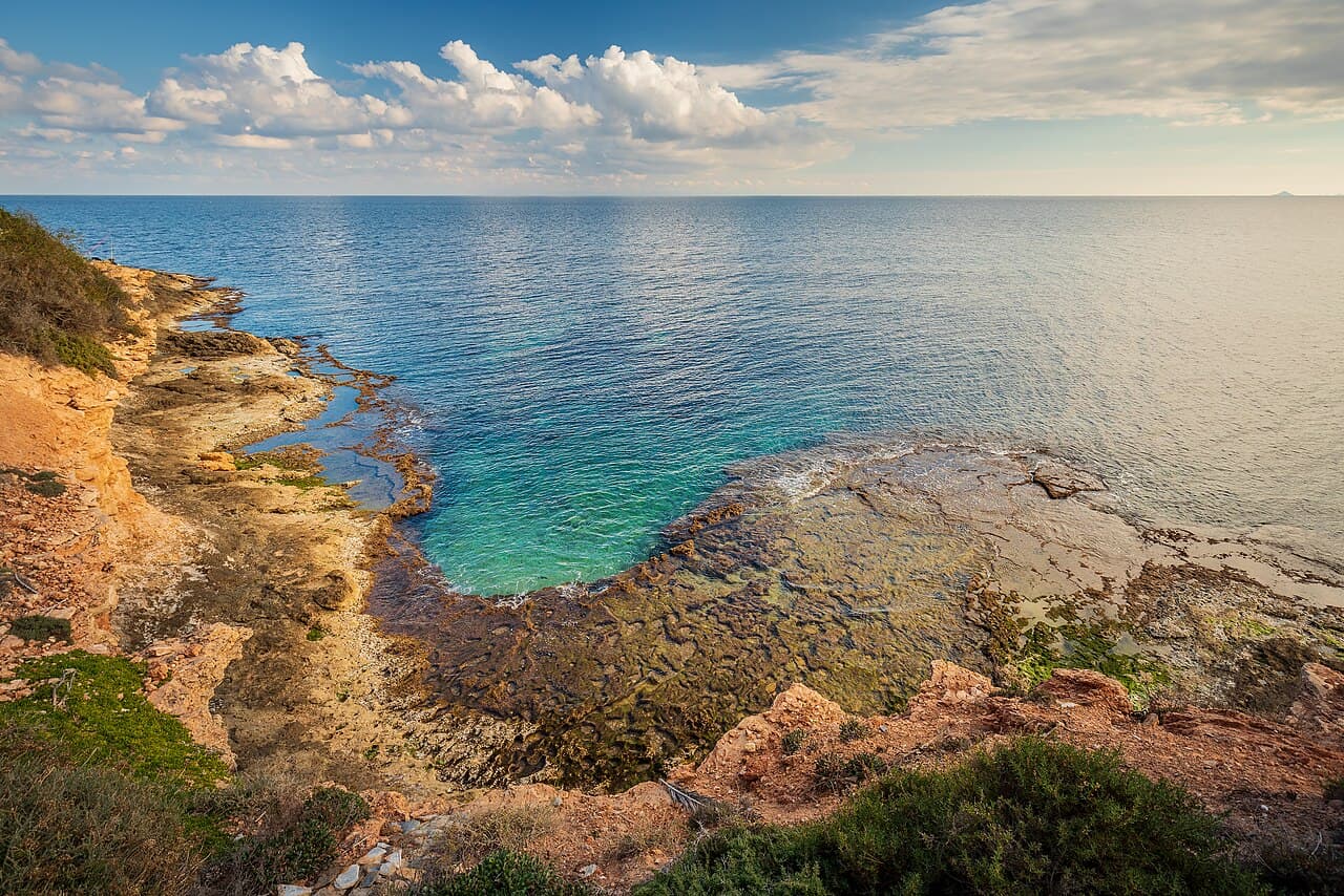 De Middellandse Zeekust bij Cabo Roig, Orihuela Costa